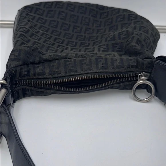 Fendi Oyster Black and Silver hardware small Shoulder Bag - Picture 9 of 16